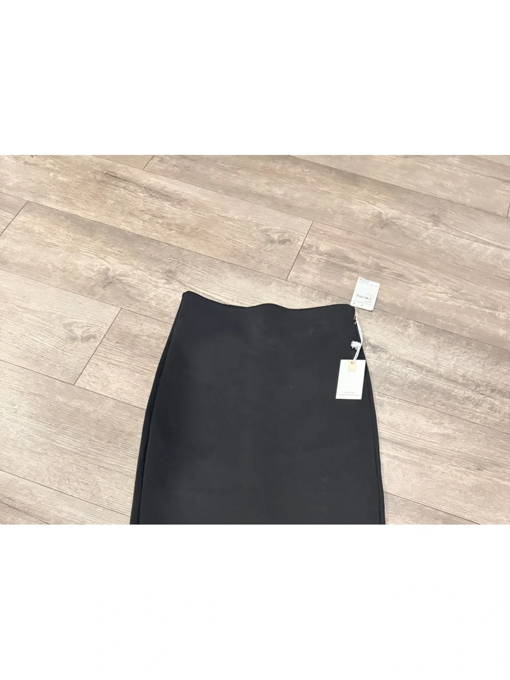 Good American Black Midi Pencil Skirt - Sleek High Waist